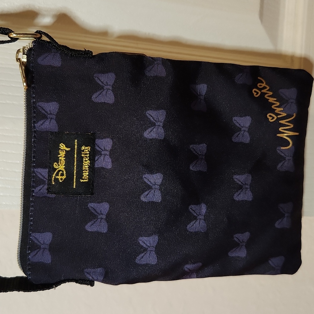 Loungefly Disney Minnie Mouse Crossbody Bag - Picture 2 of 11